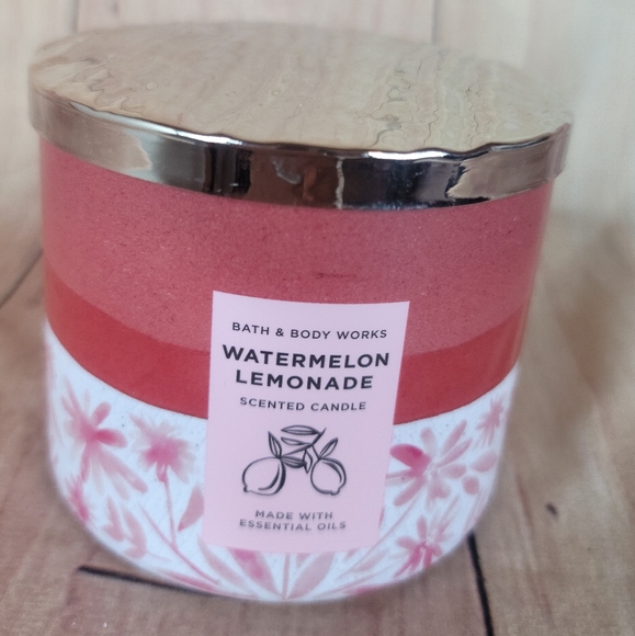 Bath And Body Works Watermelon Lemonade 3 Wick Candle